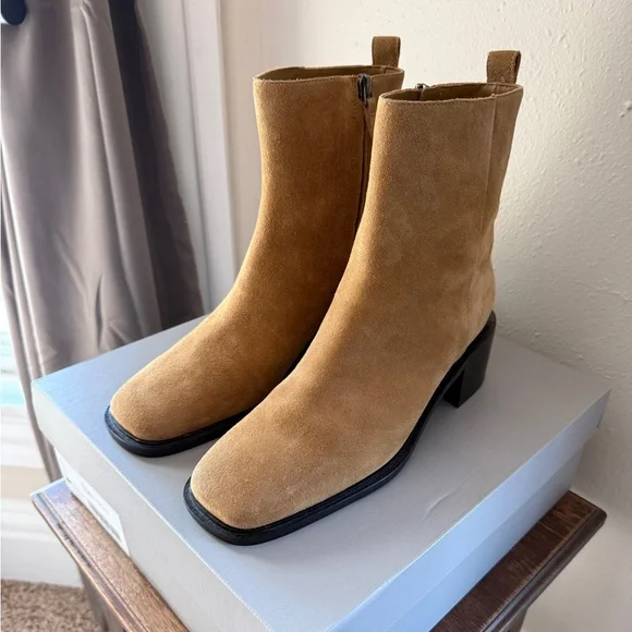 Everlane Tan Ankle Boots - Picture 4 of 6